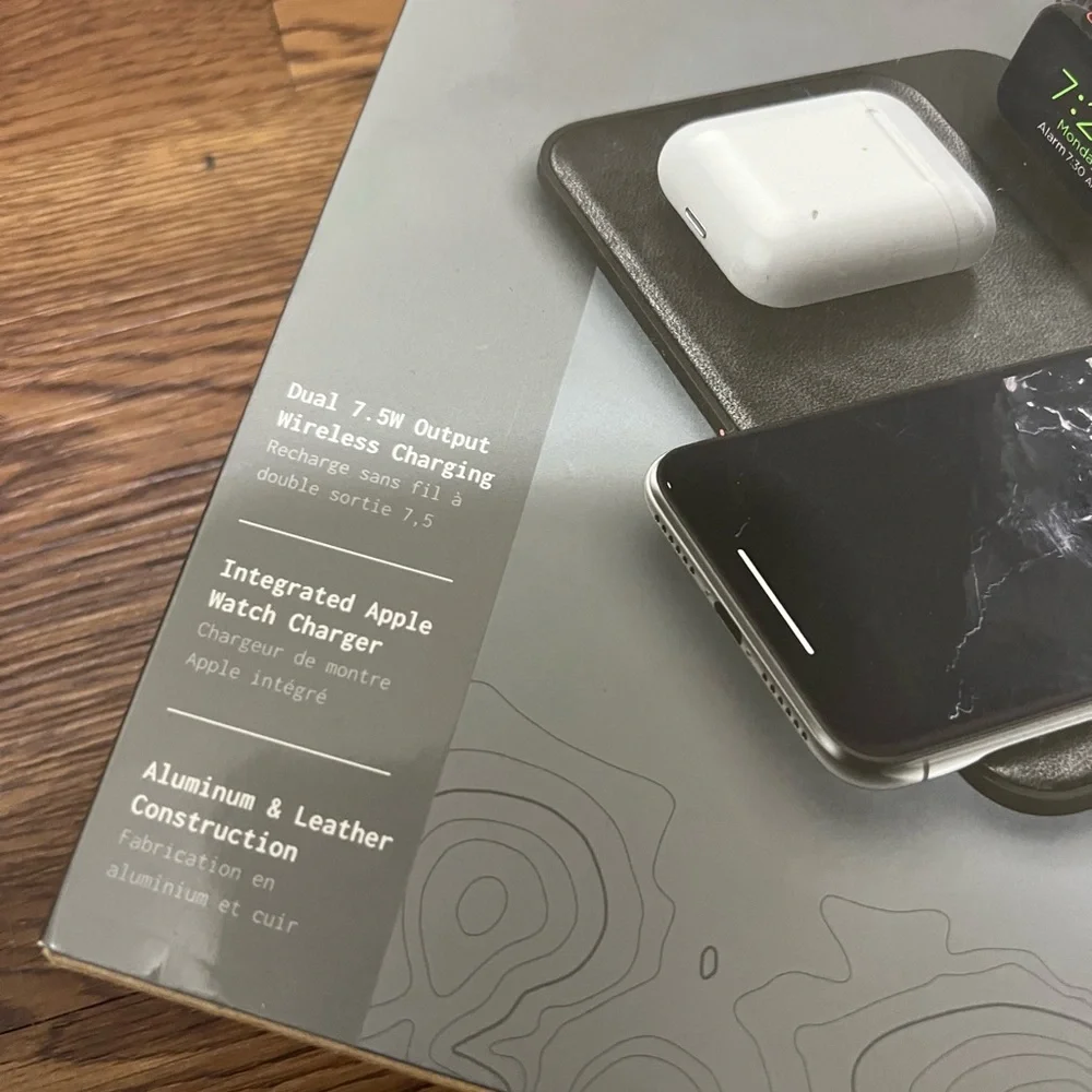 NEW Nomad Base Station Wireless Charging Dock